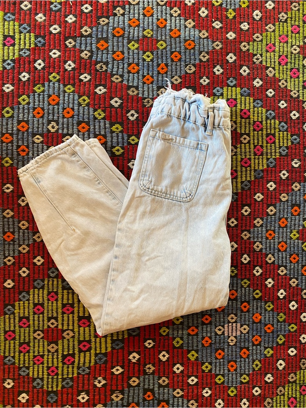 Light Wash 80s Style Jeans